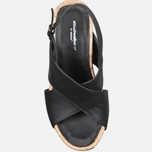 WIDE WIDTH Avenue Wedges